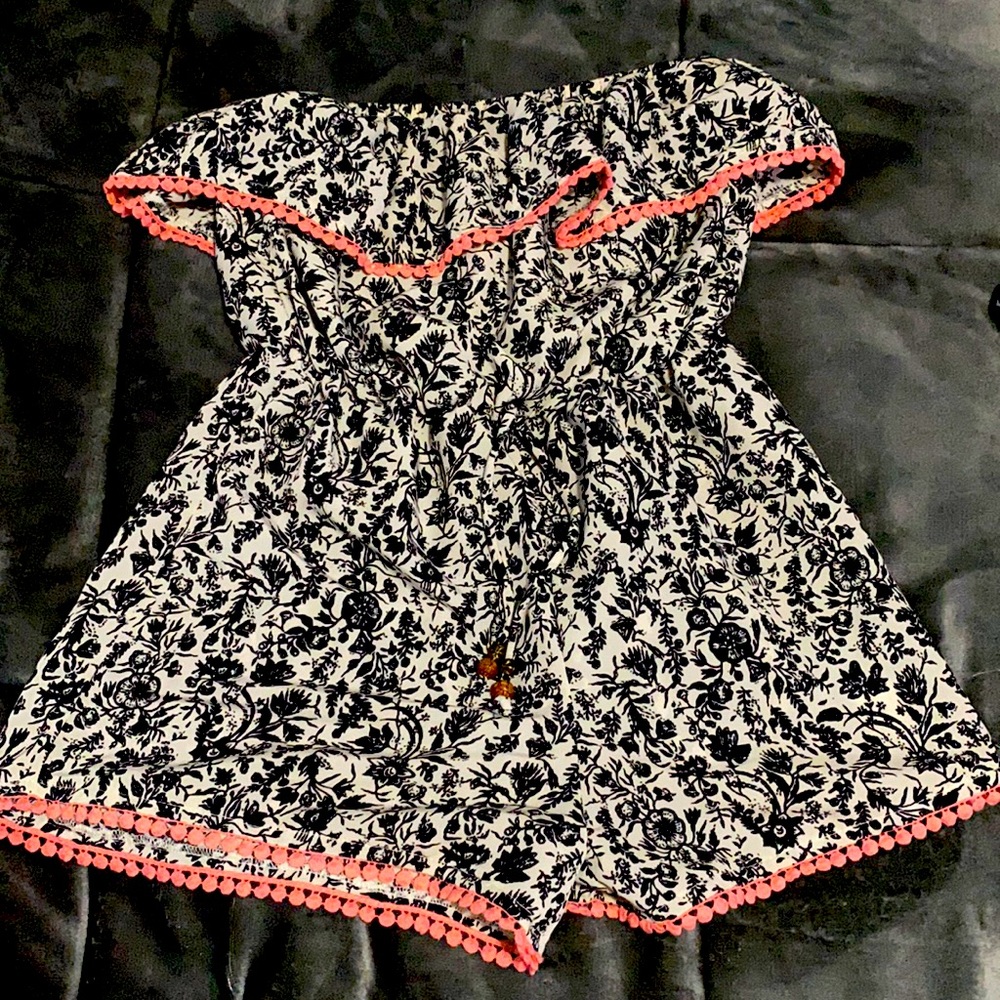 Strapless romper